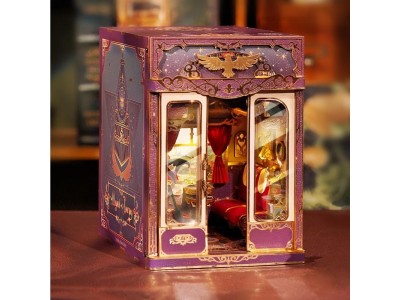 BOOK NOOK KIT - DIY- Voyage Magique - 462pcs + LED Light 
