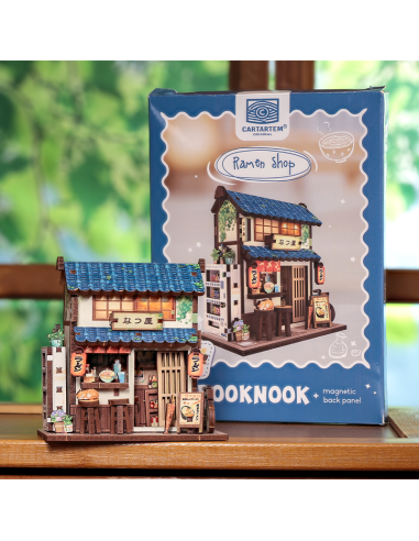MINI BOOK NOOK KIT - DIY- Restaurant de Ramen - Avec Aimants 
