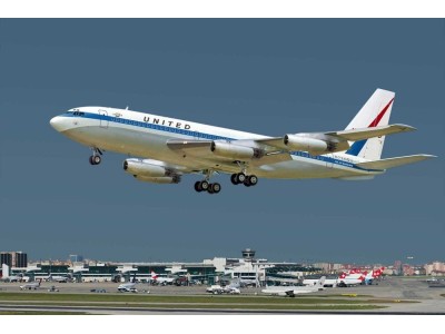 Boeing 720 United 