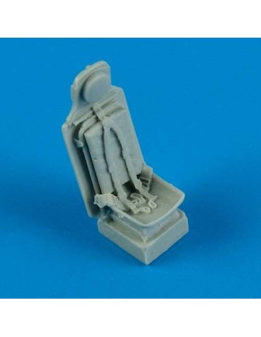 P-51D Mustang seat with safety belts 