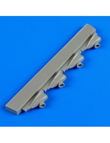 SB2C-4 Helldiver exhaust for Academy 
