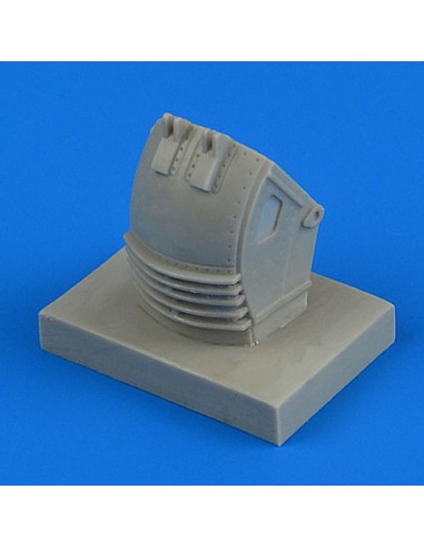 Su-27 Flanker front wheel fender-late 