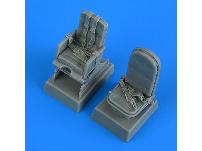 Ju 52 Seats with safety belts 