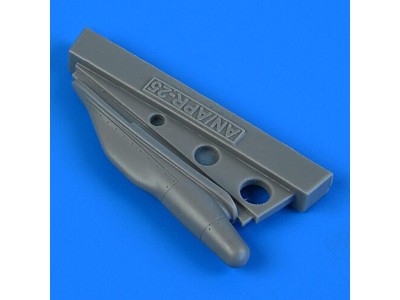 F-4B Phantom II chin pod AN/APR-25 system 