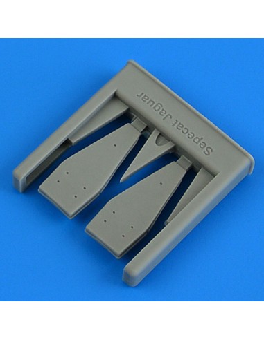 Sepecat Jaguar GR.1/GR.1a bases for chaff and flare dispensers 