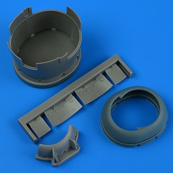 F6F-3 Hellcat early cowling and cooling flaps (closed) for Eduard 