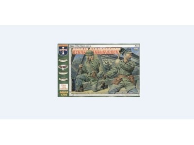 WWII German paratroopers 