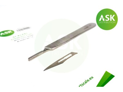 Scalpel stainless steel with 3pcs spare blades no.11 