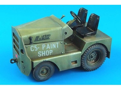 United tractor GC-340/SM340 tow tractor 