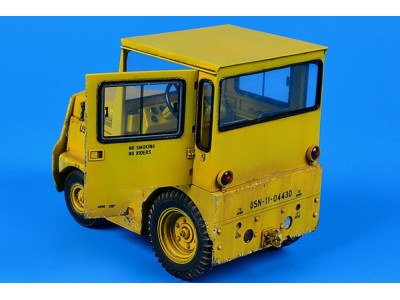 United Tractor GC340/SM-340 US Navy/DLA 