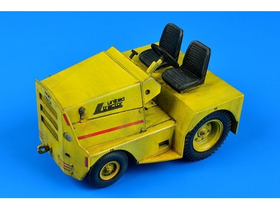 UNITED TRACTOR GC-340/SM340 tow tractor 