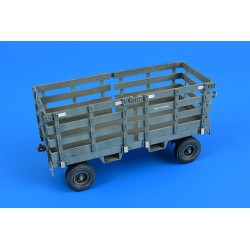 USAF F-2A Flightline trailer (steel platform with racks) 