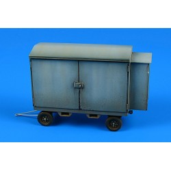 USAF F-2A Flightline maintenance shop trailer 