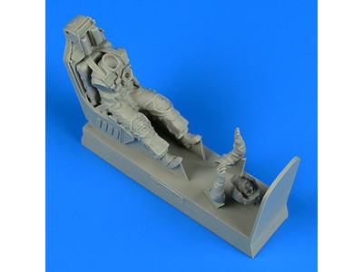 US Navy Pilot w. ejection seat for A-7E Corsair II early V.-fitted w.EscapacIG-2 