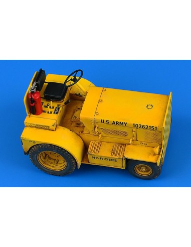 Minneapolis-Moline MT-40 Tow Tractor(US- NAVY) 