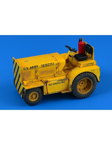 Minneapolis-Moline MT-40 Tow Tractor(US- NAVY) 