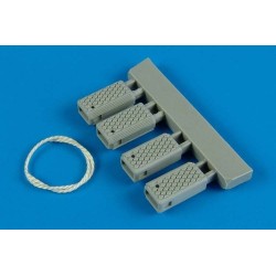 US. Navy poly. wheel chock w/nyl.thread 