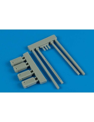 US. Navy poly. wheel chock NWC-4/5 