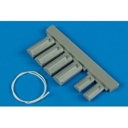 U.S.A.F. wheel chock with nylon thread 