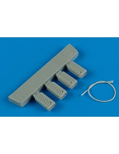 US. Navy poly. wheel chock w/nyl.thread 