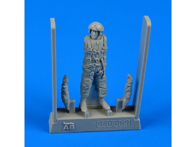 Soviet naval air for.pilot(AV-MF)1975-83 