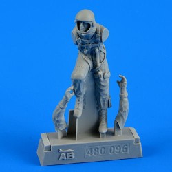 U.S.A.F. fighter pilot-pressure suit1960 