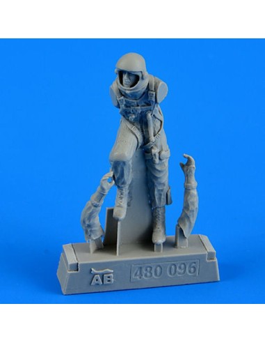 U.S.A.F. fighter pilot-pressure suit1960 