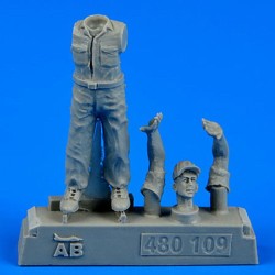U.S.Army aircraft mechanic WWII-Pacific 