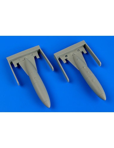 MiG-17 fuel tanks 