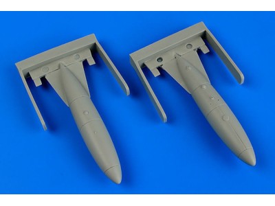 MiG-17 fuel tanks 