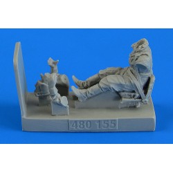 Soviet Woman Gunner WWII with seat for Po-2  for ICM 