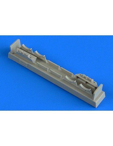 Tail pylon racks for MiG-23B/MiG-27 for Trumpeter 