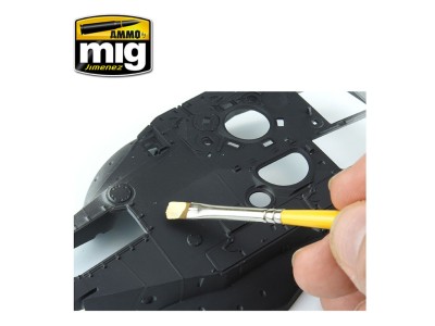 Anti-Slip Paste - Sand Color (for 1/35 scale) 