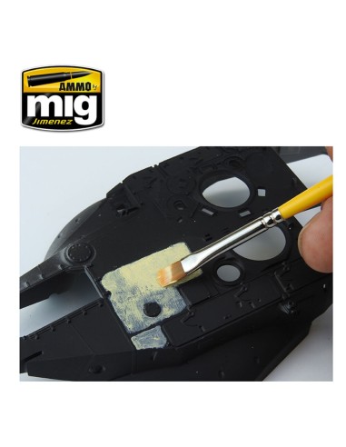 Anti-Slip Paste - Sand Color (for 1/35 scale) 
