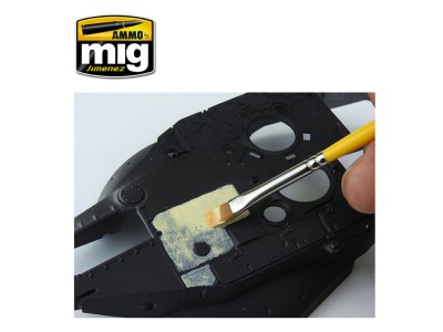 Anti-Slip Paste - Sand Color (for 1/35 scale) 