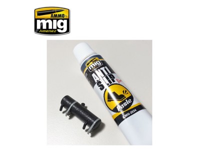 Anti-Slip Paste - Black Color (for 1/72 & 1/48 scales) 
