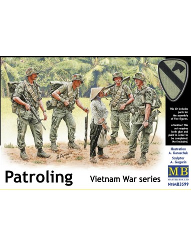 Patroling, Vietnam 