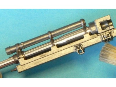 Guns and Weapons 