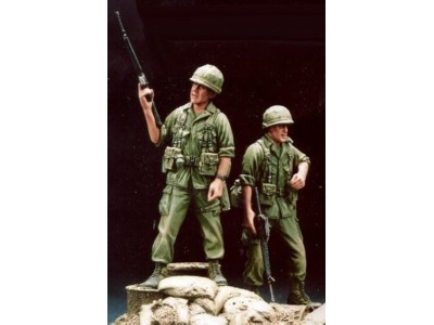 196th Inf Bde safeguards Vietnam ´68 w/B 