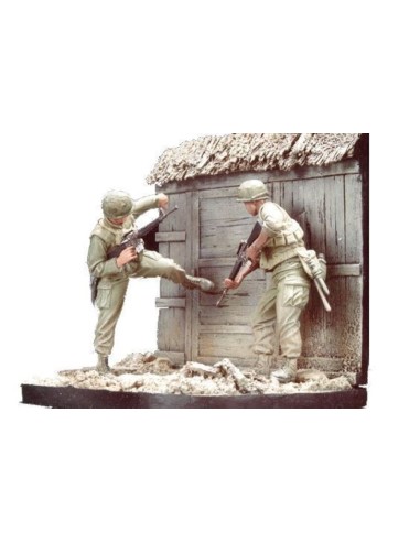 U.S. Marines Battel of Hue 1968(1)w/base 
