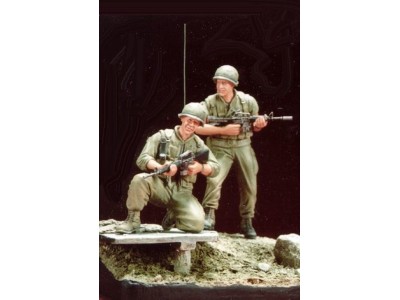 U.S. Marines Battle of Hue 1968(4)w/base 