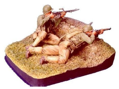WWII U.S. Infantry(2) - 2 Figures w/base 