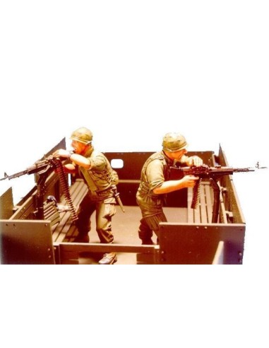 Gun truck Crew (1)- 2 Figures 