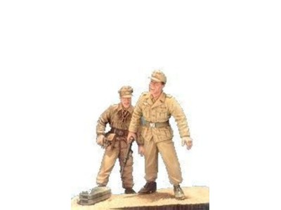 Sd.Kfz.11 Crew(3) Afrikakorps- 2Fig.w/B 