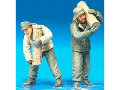 Ger. 15cm Artillery Crew (I) Winter/2Fig 