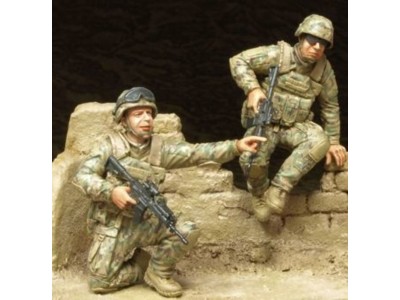 U.S. Ranger (II) "OIF" ISAF- 2Fig.w/Base 