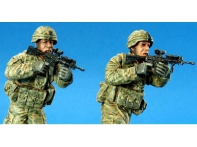 U.S. Stryker Brigade OIF ACU crew II 