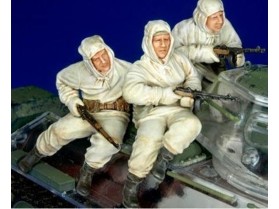 Russ. infantry on T-34 winter unif. set1 