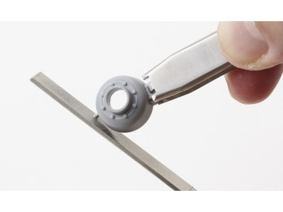 Mr Hobby -Gunze Mr. Tweezers Parts Holder 