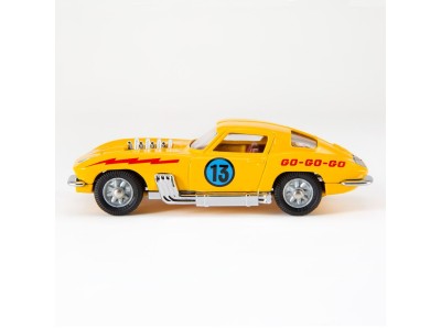 337 Customized Chevrolet Corvette Sting Ray 